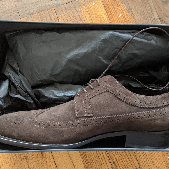 Men\'s Brown Suede Wingtip Shoes. main image 6